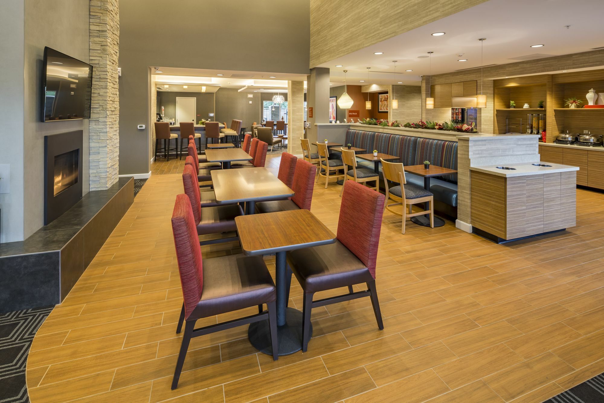 Towneplace Suites By Marriott Phoenix Chandler/Fashion Center Exterior photo